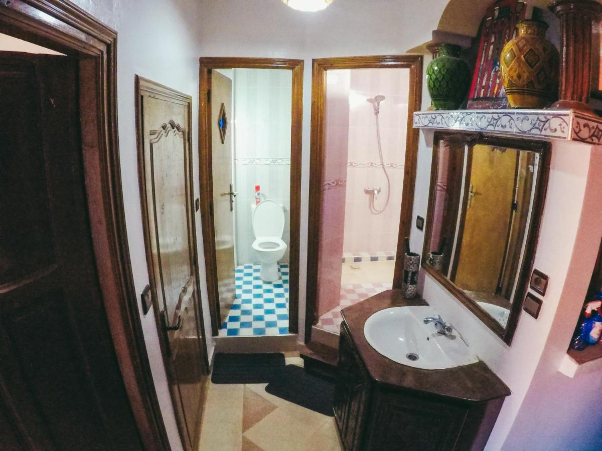 Tamraght White Hostel Bagian luar foto