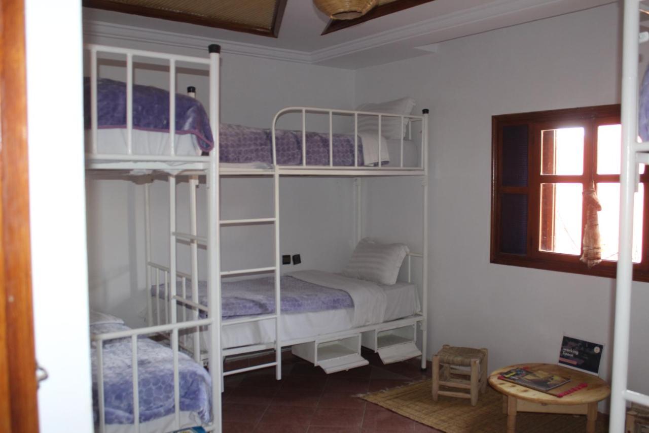 Tamraght White Hostel Bagian luar foto