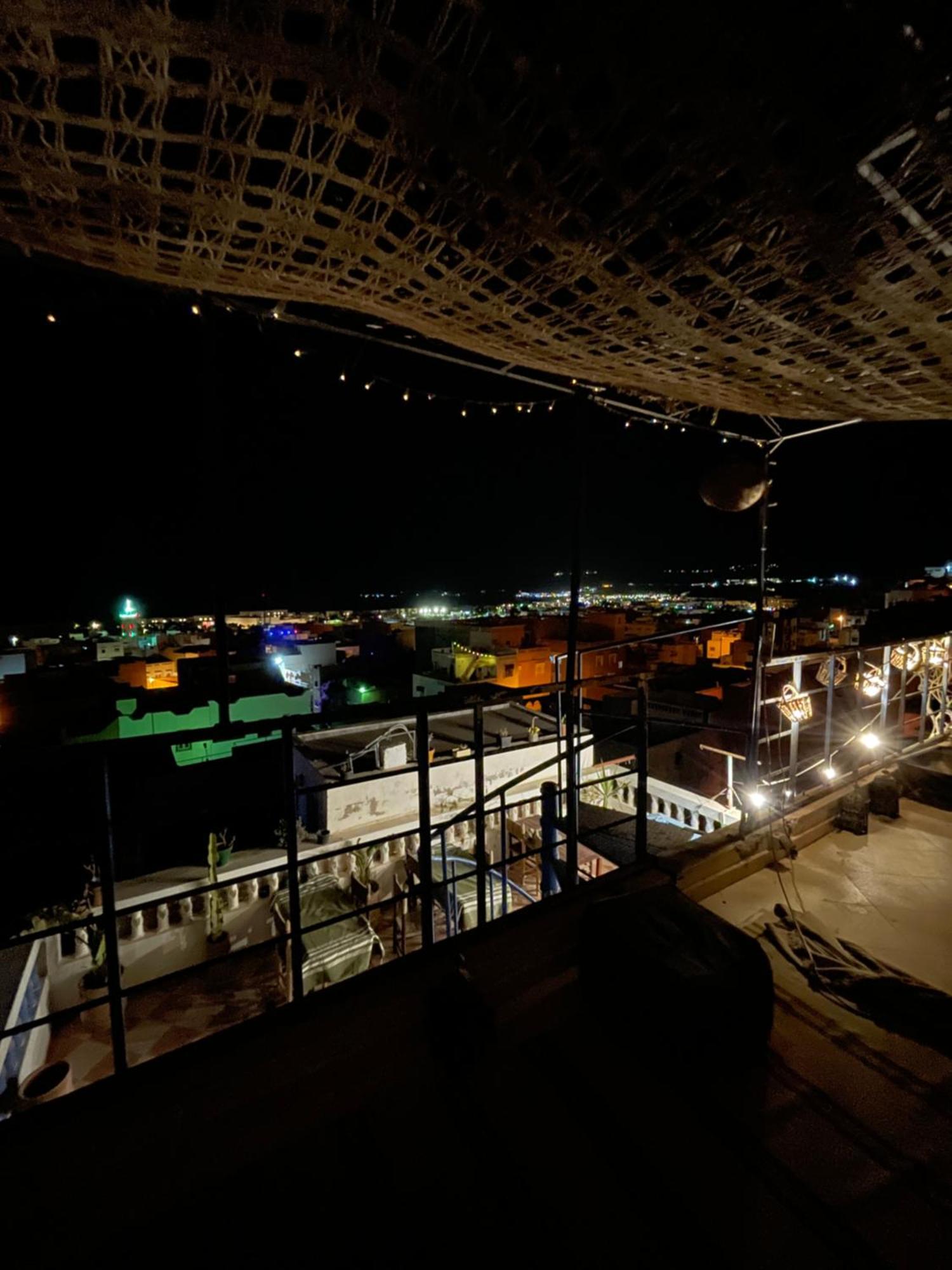 Tamraght White Hostel Bagian luar foto